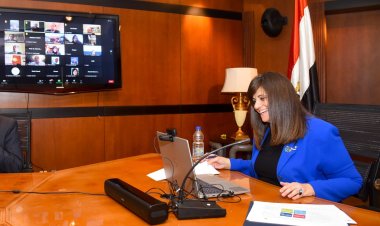 وزيرة الهجرة تلتقي مستثمرين مصريين بالخارج لبحث آليات إنشاء وتأسيس شركة