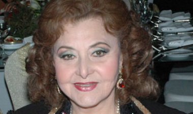 بعد شائعة بتر قدمها.. ليلى طاهر لـ«العاصمة»:  «ياما دقت على الراس طبول»