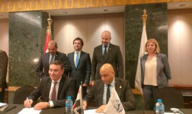 توقيع مذكرة تفاهم بين غرفتي القاهرة والتجارة والصناعة بمولدوفا لتعزيز العلاقات الاقتصادية الثنائية