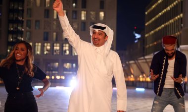 نجوم العرب يشاركون في غناء «أرض المونديال»