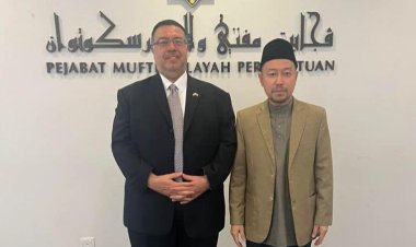 السفير المصري في كوالالمبور يلتقي المفتي الفيدرالي لماليزيا