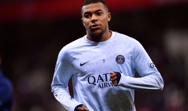 بعد توتر علاقته بـ«الخليفي».. مبابي يخطط للرحيل عن باريس في يناير