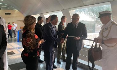 المتحف القومي للحضارة يستقبل وزير الدفاع والسياحة لدولة نيوزيلندا