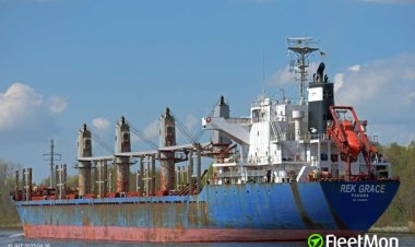 تداول 79 ألف طن بضائع عامة ومتنوعة بموانئ البحر الأحمر