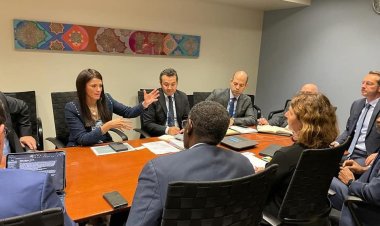 وزيرة التعاون تعقد اجتماعين مع عميد المديرين التنفيذيين للبنك الدولي