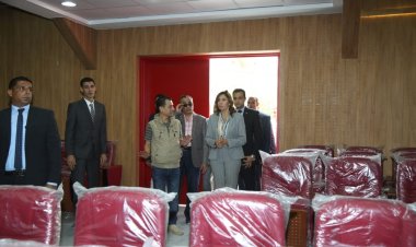 نيفين الكيلاني تتفقد قصر ثقافة روض الفرج