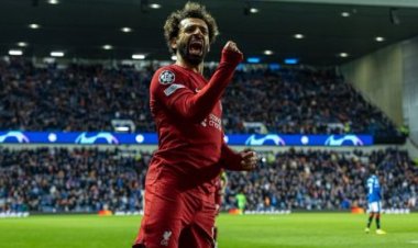التشكيل المتوقع.. محمد صلاح يقود هجوم ليفربول أمام نابولي 