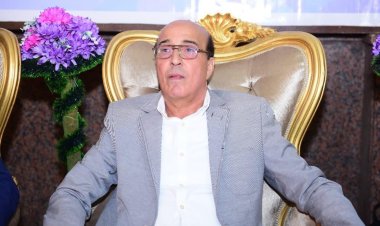 رئيس جامعة سوهاج يكرم عميد عمداء كلية الآداب لبلوغه السن القانوني