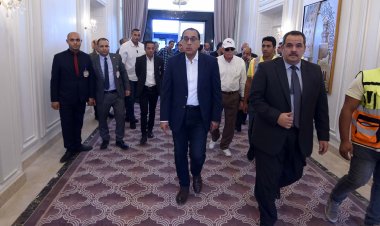 رئيس الوزراء يتفقد مشروعات التطوير بمطار شرم الشيخ الدولي