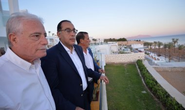 رئيس الوزراء: نشجع التوسع في إقامة الفنادق والمنتجعات الجديدة لدعم السياحة
