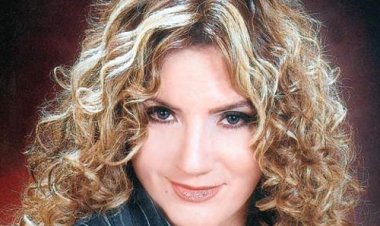 أميرة عبد العظيم: «صليت ركعتين علشان عادل إمام يوافق يطلع معايا في البرنامج»