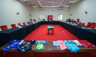 الأهلي بالزي الأحمر أمام الاتحاد المنستيري بدوري أبطال إفريقيا