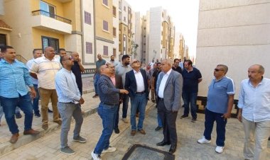 وزير الإسكان يتابع  موقف المشروعات الجار تنفيذها بأكتوبر الجديدة
