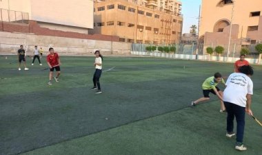 محافظ الشرقية : استمرار تدريب طلاب المدارس على رياضة الهوكي