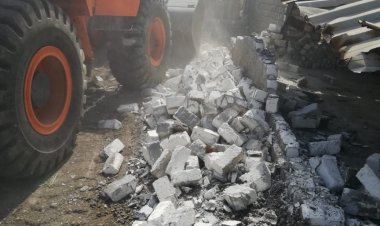 محافظ كفر الشيخ : إزالة 20 حالة تعد بالحامول من إجمالي 130 على مساحة 13 ألف و400 متر