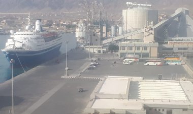 تداول 14  ألف طن بضائع عامة ومتنوعة بموانئ البحر الأحمر