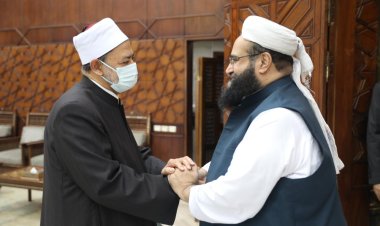 شيخ الأزهر يستقبل رئيس مجلس علماء باكستان لبحث سبل تعزيز التعاون المشترك