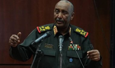 البرهان يؤكد على  ضرورة إكمال المرحلة الانتقالية في ظل حكومة كفاءات مستقلة غير حزبية