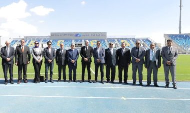 مجلس اتحاد كرة القدم يزور استاد هيئة قناة السويس