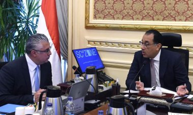 مدبولي يلتقي رئيس مجلس إدارة الهيئة العامة للمنطقة الاقتصادية لقناة السويس