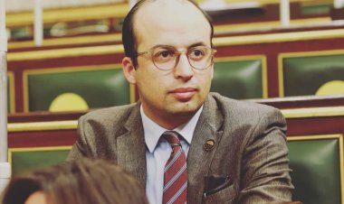 النائب خالد البدوي يعلن موافقته على مشروع قانون منح بعض التيسيرات للمصريين بالخارج