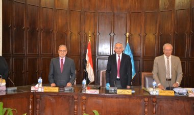 الغندور: موافقة لجنة أخلاقيات البحث العلمي شرط أساسي لإجازة البحوث العلمية بجامعة الإسكندرية