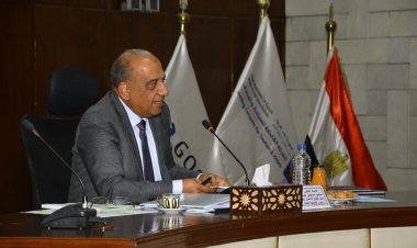 وزير قطاع الأعمال العام يترأس الجمعية العمومية للشركة القابضة للتشييد والتعمير