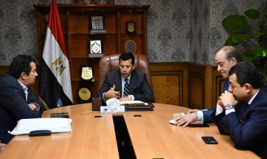 وزير الرياضة يلتقي مجلس إدارة شركة المدن للخدمات الشبابية