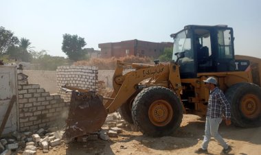 محافظ أسيوط يؤكد استمرار تنفيذ المرحلة الثالثة من الموجة 20 من إزالة المخالفات