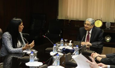 الكهرباء تبحث فرص الاستثمار في مجال الطاقة النظيفة مع الشركات البلجيكية