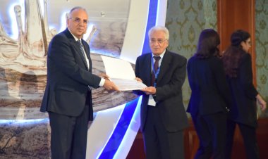 ‫ وزير الرى يشكر الرئيس السيسى على رعايته لأسبوع القاهرة للمياه