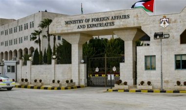 الأردن يرفض تصريحات لسفير هولندا عقب لقائه وزير الإعلام