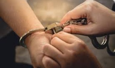 طالب يمزق جسد شقيقين بسلاح أبيض بسبب خلاف على لعب كرة القدم بالبساتين