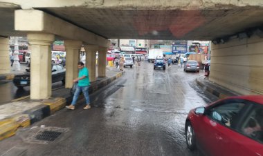 أمطار غزيرة تضرب الإسكندرية.. والصرف الصحي تعلن حالة الطوارئ