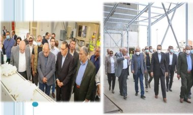 وزير قطاع الأعمال العام يتفقد محلج الزقازيق المطور ومعصرة زيت بذرة القطن