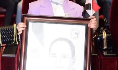 رئيس جامعة سوهاج يوجه الشكر للرئيس السيسي لاستجابته لطلب «فاطمة» للقائه