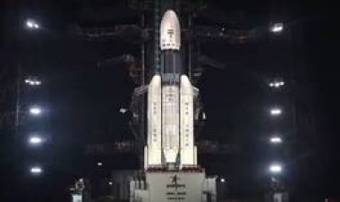 الهند تطلق 36 قمرا صناعيا للإنترنت