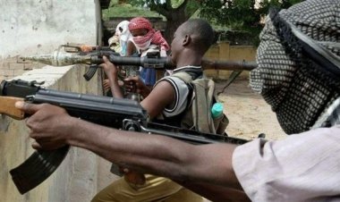 مسلحون يقتحمون فندقًا جنوبي الصومال