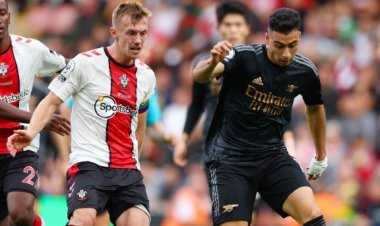 أرسنال يخسر نقطتين في صراع اللقب بتعادل مخيب أمام ساوثهامبتون