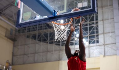 فريق «سلة الأهلي» يفوز على سموحة في دوري المرتبط