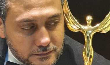 تامر فرج يهاجم صناع الفن: ممكن أمثل عشان موهوب مش عشان عندي فلورز