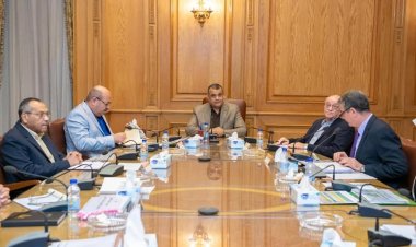 وزير الدولة للإنتاج الحربي يبحث آخر مستجدات عدد من المشروعات