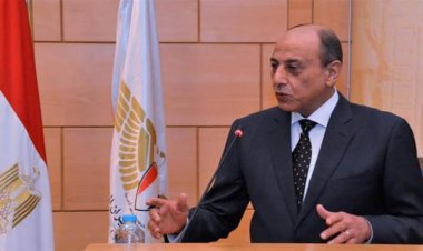 وزير الطيران المدني : 50% تخفيض في تكلفة هبوط الطائرات بالمقاصد السياحية 