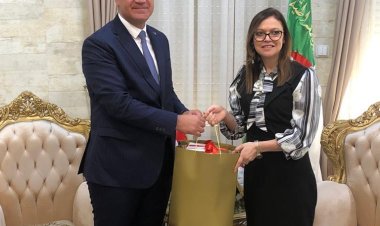 سفير مصر بالجزائر يبحث مع رئيسة السلطة طرق مكافحة الفساد