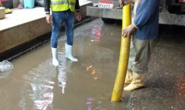 رئيس «مياه الشرقية» يتابع أعمال سحب المياه بمراكز المحافظة المختلفة