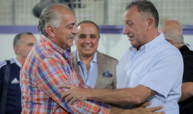 عاجل.. خطة شاملة داخل مجلس الأهلي لتجديد عقود نجومه