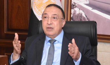 محافظ الإسكندرية ينعى أحد رجال شرطة الحماية المدنية لاستشهاده أثناء أداء واجبه