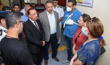 محافظ الإسكندرية يزور مصابي حريق مخزن بمستشفي الشرطة