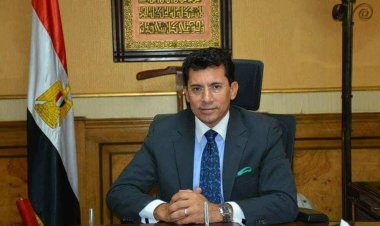 وزير الرياضة يهنئ رئيس الاتحاد المصري للكاراتيه لفوزه بعضوية الاتحاد الدولي للعبة