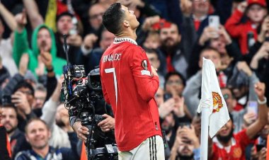 رونالدو يسجل ويقود مانشستر يونايتد إلى ثمن نهائي الدوري الأوروبي | فيديو